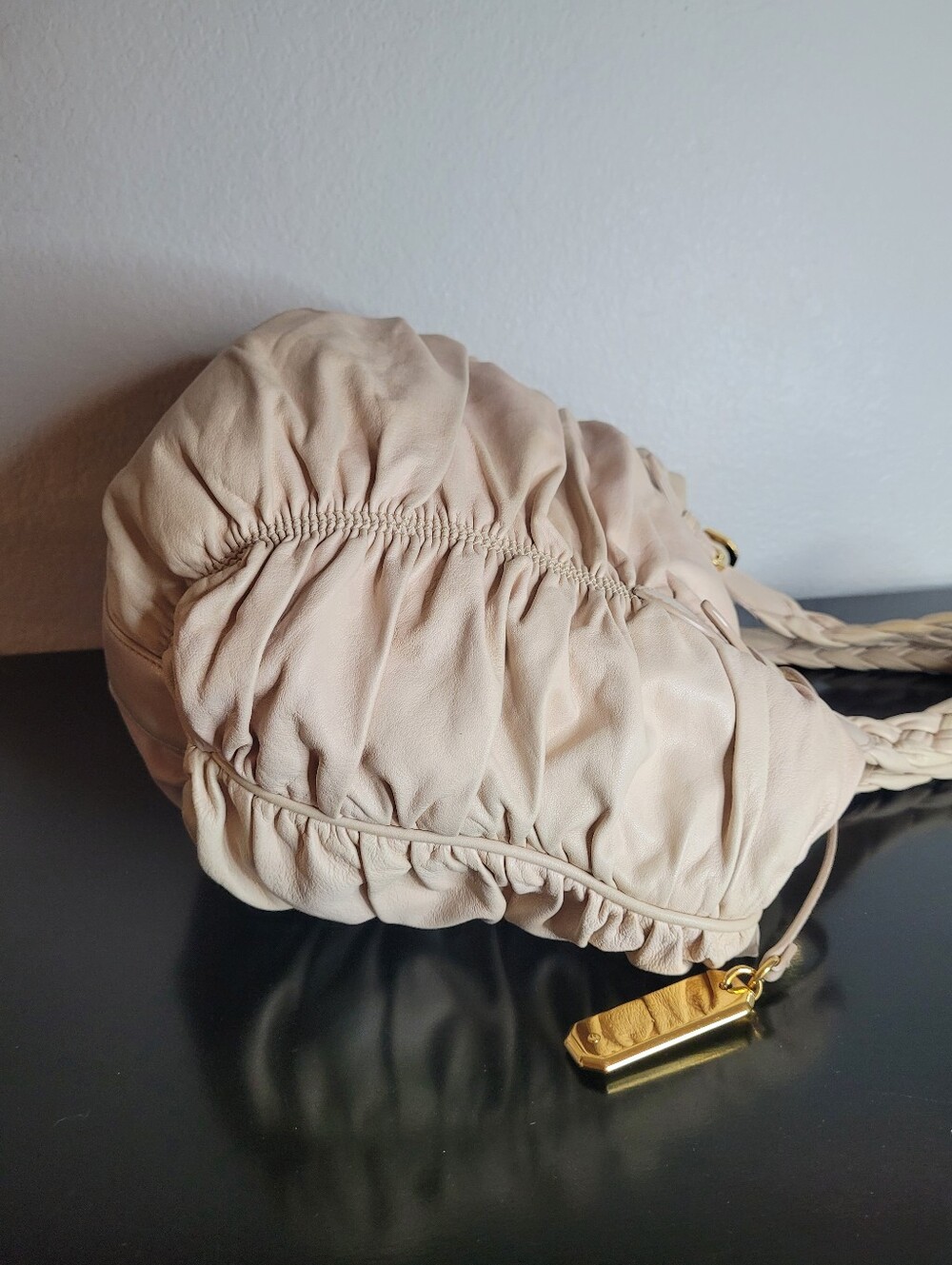 Bally   Lambskin Vintage  Shoulder  Bag - Picture 5 of 13